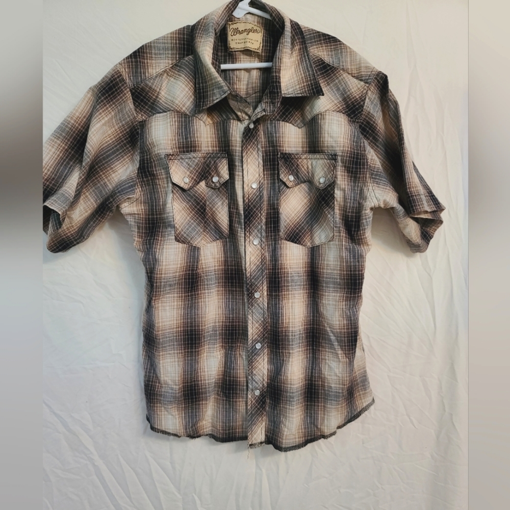 Wrangler boys pearl snap plaid shirt